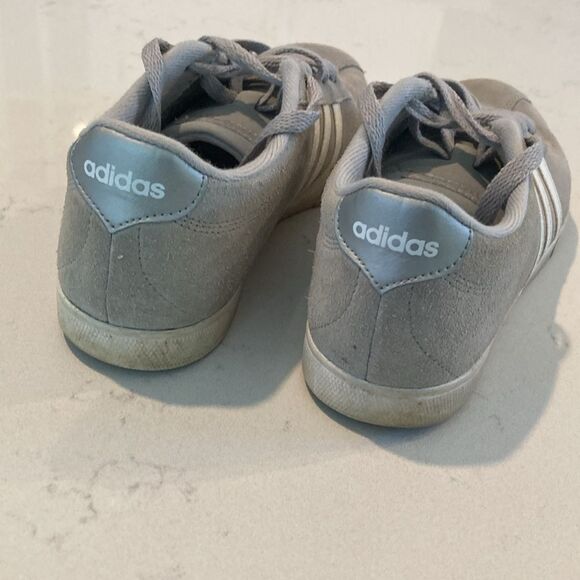 Adidas Gray and White Sneakers Suede Low Top Size 8 - Picture 6 of 8